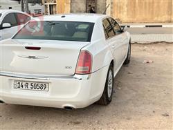 کرایسلەر 300